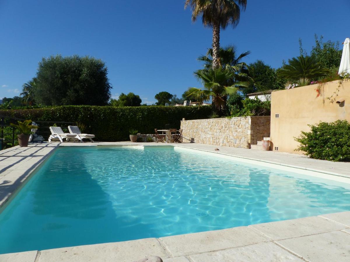 Les Collines De St Paul Bed & Breakfast Saint-Paul-de-Vence Exterior photo