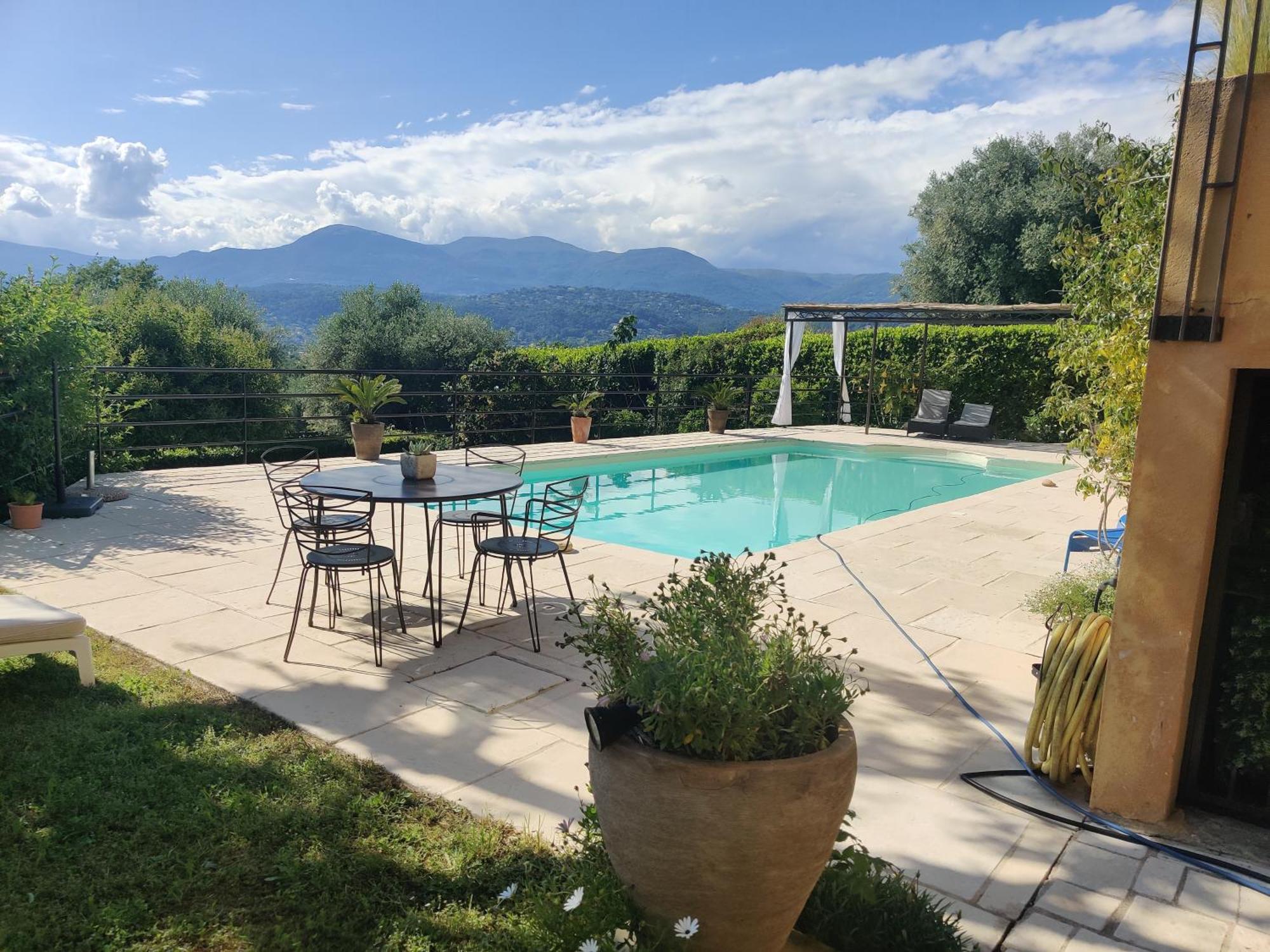 Les Collines De St Paul Bed & Breakfast Saint-Paul-de-Vence Exterior photo