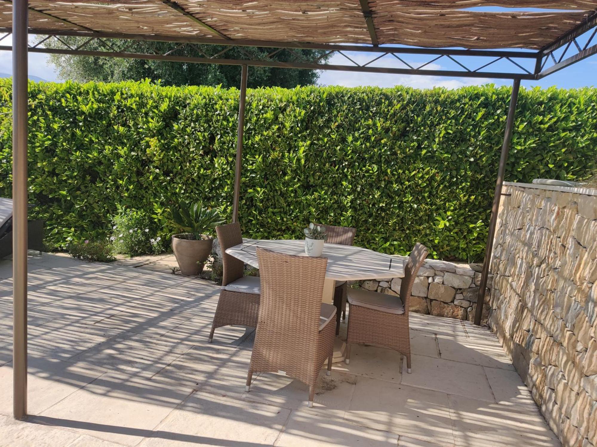 Les Collines De St Paul Bed & Breakfast Saint-Paul-de-Vence Exterior photo